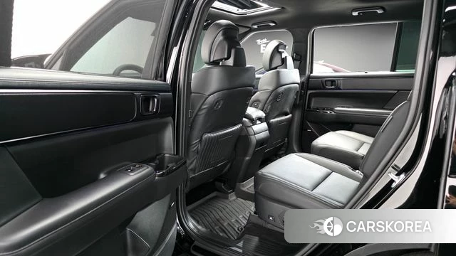 Hyundai Santa Fe (MX5) 2024 Черный из Кореи, фото 2