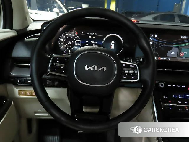 Kia Carnival 4th generation 2022 Белый из Кореи, фото 2