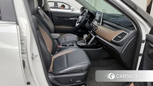 Kia Seltos 2022 Белый из Кореи, фото 2