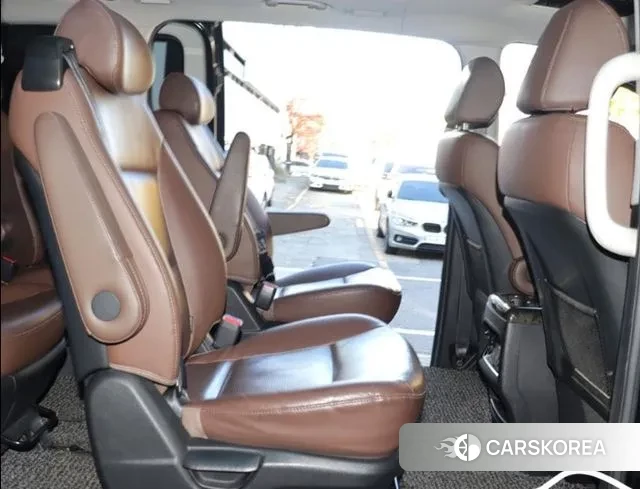 Hyundai The New Grand Starex 2018 Черный из Кореи, фото 2