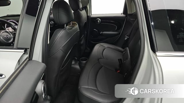 Mini Cooper 2021 Серебристо-серый из Кореи, фото 2