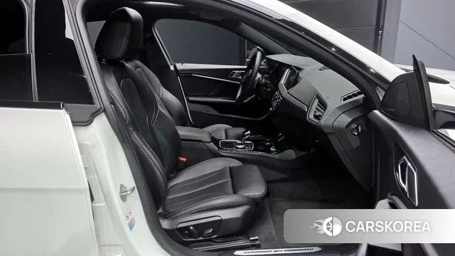 BMW 2 Series Gran Coupe (F44) 2022 Белый из Кореи, фото 2