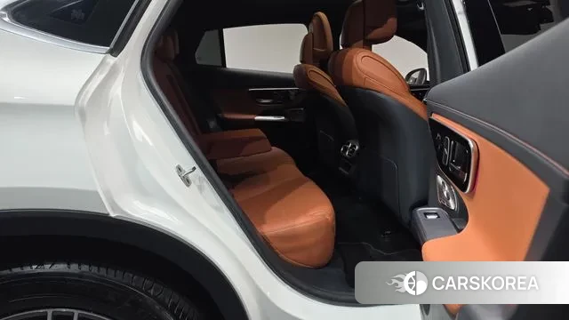 Mercedes-Benz GLC-Class X254 2024 Белый из Кореи, фото 2