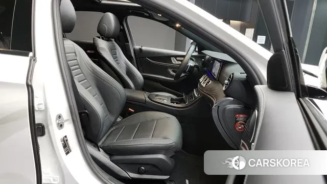 Mercedes-Benz E-Class W213 2020 Белый из Кореи, фото 2