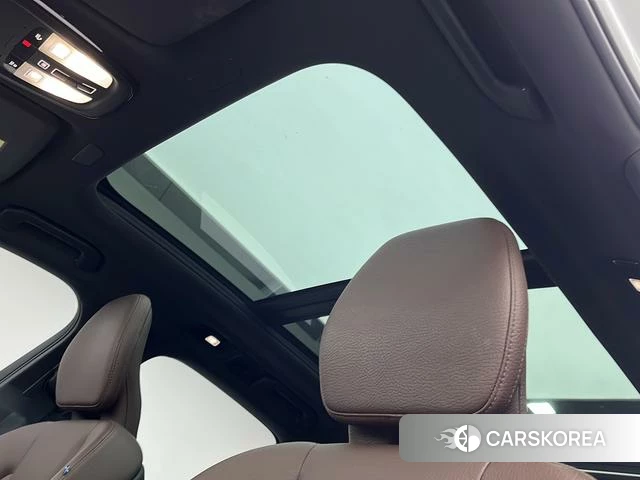 Volvo XC60 2021 Белый из Китая, фото 2