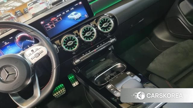 Mercedes-Benz CLA-Class C118 2020 Желтый из Кореи, фото 2