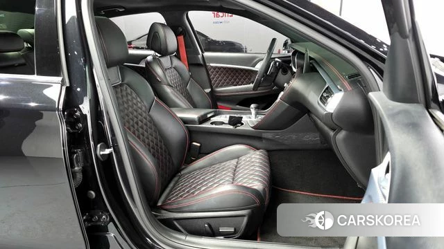 Genesis The New G70 2023 Черный из Кореи, фото 2