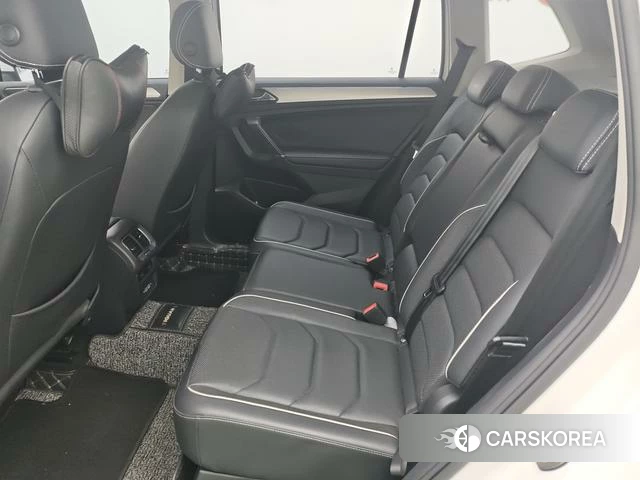 Volkswagen Tiguan L PHEV 2021 Белый из Китая, фото 2