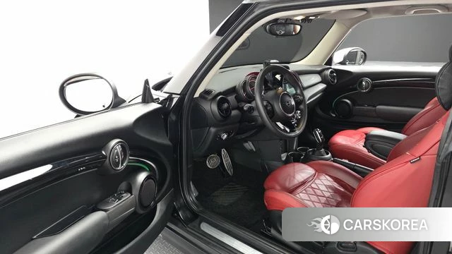 Mini Cooper 2020 Черный из Кореи, фото 2