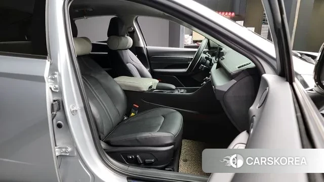 Hyundai Sonata D Edge (DN8) 2025 Серебряный из Кореи, фото 2