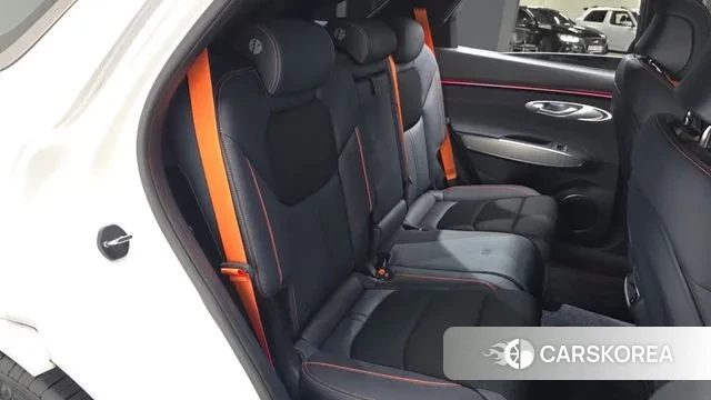 Genesis GV70 2025 Белый из Кореи, фото 2