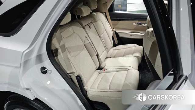 Genesis GV70 2022 Белый из Кореи, фото 2