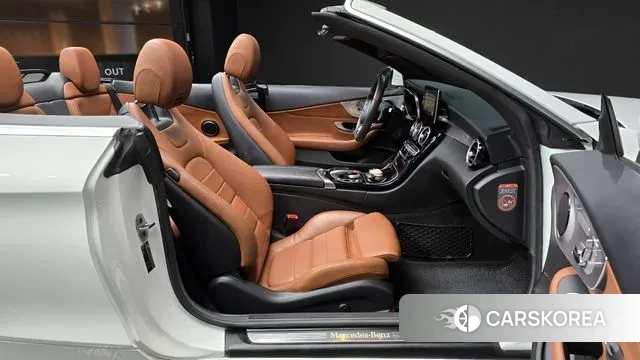 Mercedes-Benz C-Class W205 2018 Белый из Кореи, фото 2