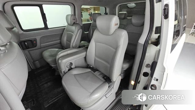 Hyundai The New Grand Starex 2019 Белый из Кореи, фото 2