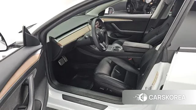 Tesla Model 3 2022 Белый из Кореи, фото 2