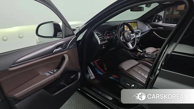 BMW X4 (G02) 2023 Черный из Кореи, фото 2