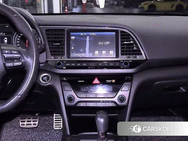 Hyundai Avante AD 2018 Белый из Кореи, фото 2