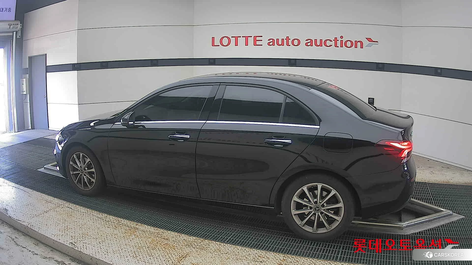 Mercedes-Benz Benz A220 Sedan 2020 Черный из Кореи, фото 2