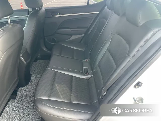 Hyundai The New Avante AD 2018 Белый из Кореи, фото 2