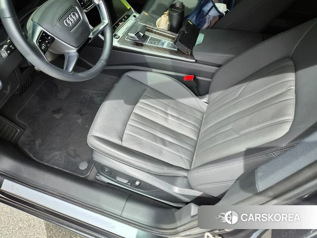 Audi A6 (C8) 2023 Серый из Кореи, фото 2
