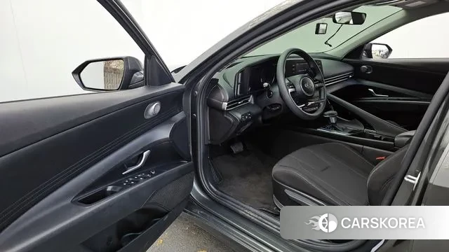 Hyundai Avante Hybrid (CN7) 2021 Серый из Кореи, фото 2