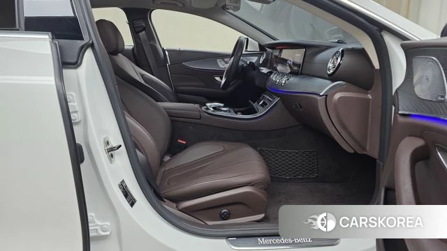 Mercedes-Benz CLS-Class C257 2020 Белый из Кореи, фото 2