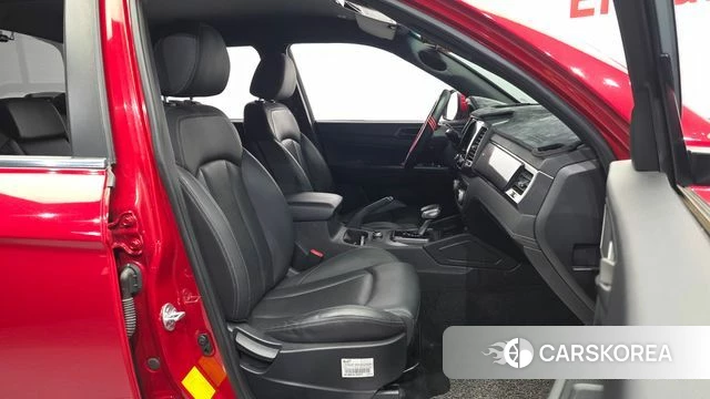 Ssangyong The New Rexton Sport 2021 Красный из Кореи, фото 2