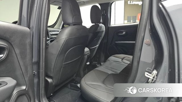 Jeep Renegade 2023 Серый из Кореи, фото 2