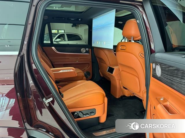 AITO Ask the world M9 2025 Красный из Китая, фото 2