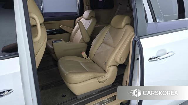 Kia The New Carnival 2019 Белый из Кореи, фото 2