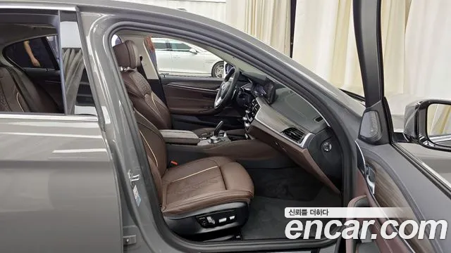 BMW 5 Series (G30) id 2676224 из Кореи 2