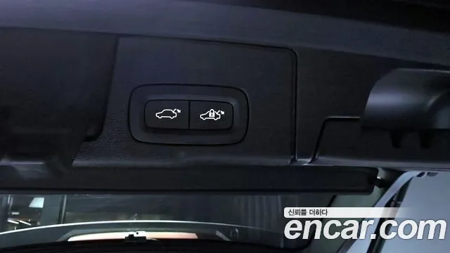 Volvo XC60 second Generation 2018 Серый из Кореи, фото 2