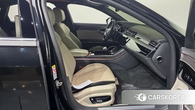 Audi A8 (D5) 2022 Черный из Кореи, фото 2