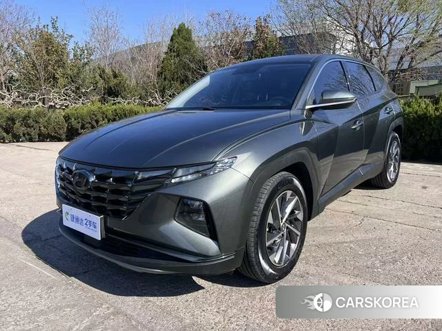 Hyundai Tucson 2021 Темно-серый из Китая, фото 2