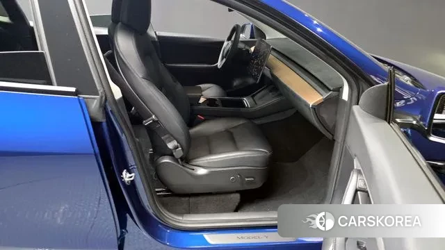 Tesla Model Y 2021 Синий из Кореи, фото 2