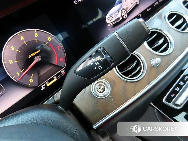 Mercedes-Benz E-Class W213 id 3807743 из Кореи 2