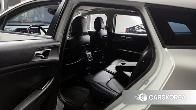 Kia Sportage 5th Generation 2024 Белый из Кореи, фото 2