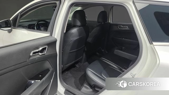 Kia Sportage 5th Generation 2022 Белый из Кореи, фото 2