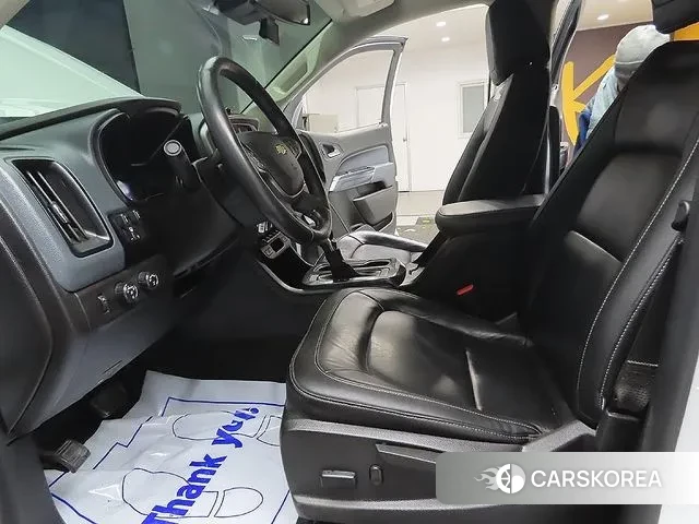 Chevrolet (GM Daewoo) Real New Colorado 2022 Белый из Кореи, фото 2