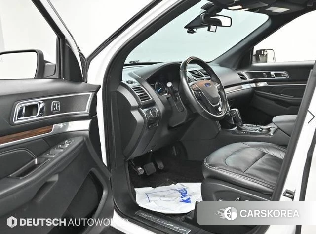 Ford Explorer 2018 Белый из Кореи, фото 2
