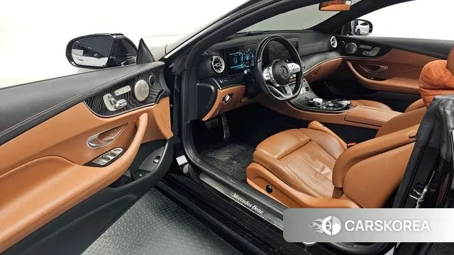 Mercedes-Benz E-Class W213 2018 Черный из Кореи, фото 2