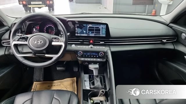 Hyundai Avante (CN7) 2022 Светло-серебряный цвет из Кореи, фото 2