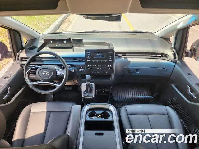 Hyundai Staria 2022 Черный из Кореи, фото 2