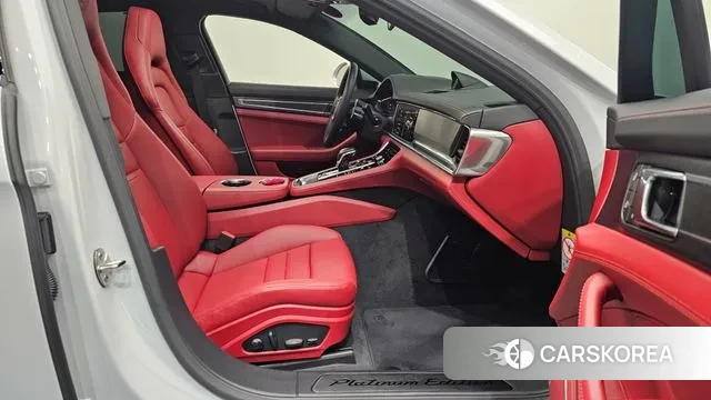 Porsche Panamera (971) 2023 Белый из Кореи, фото 2