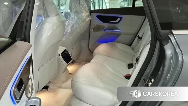 Mercedes-Benz EQE V295 2023 Серый из Кореи, фото 2