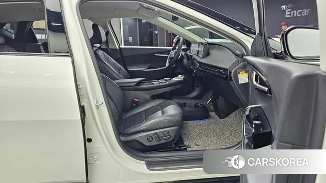 Kia EV6 2023 Белый из Кореи, фото 2
