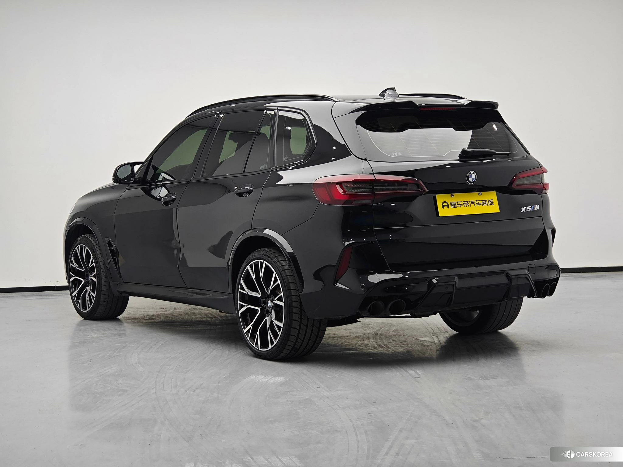 BMW X5 M 2021 Черный из Китая, фото 2