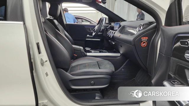 Mercedes-Benz GLA - Class H247 2020 Белый из Кореи, фото 2
