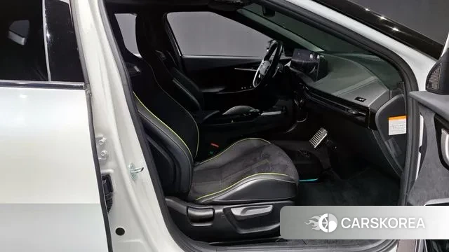 Kia EV6 2023 Белый из Кореи, фото 2