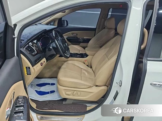 Kia The New Carnival 2019 Белый из Кореи, фото 2